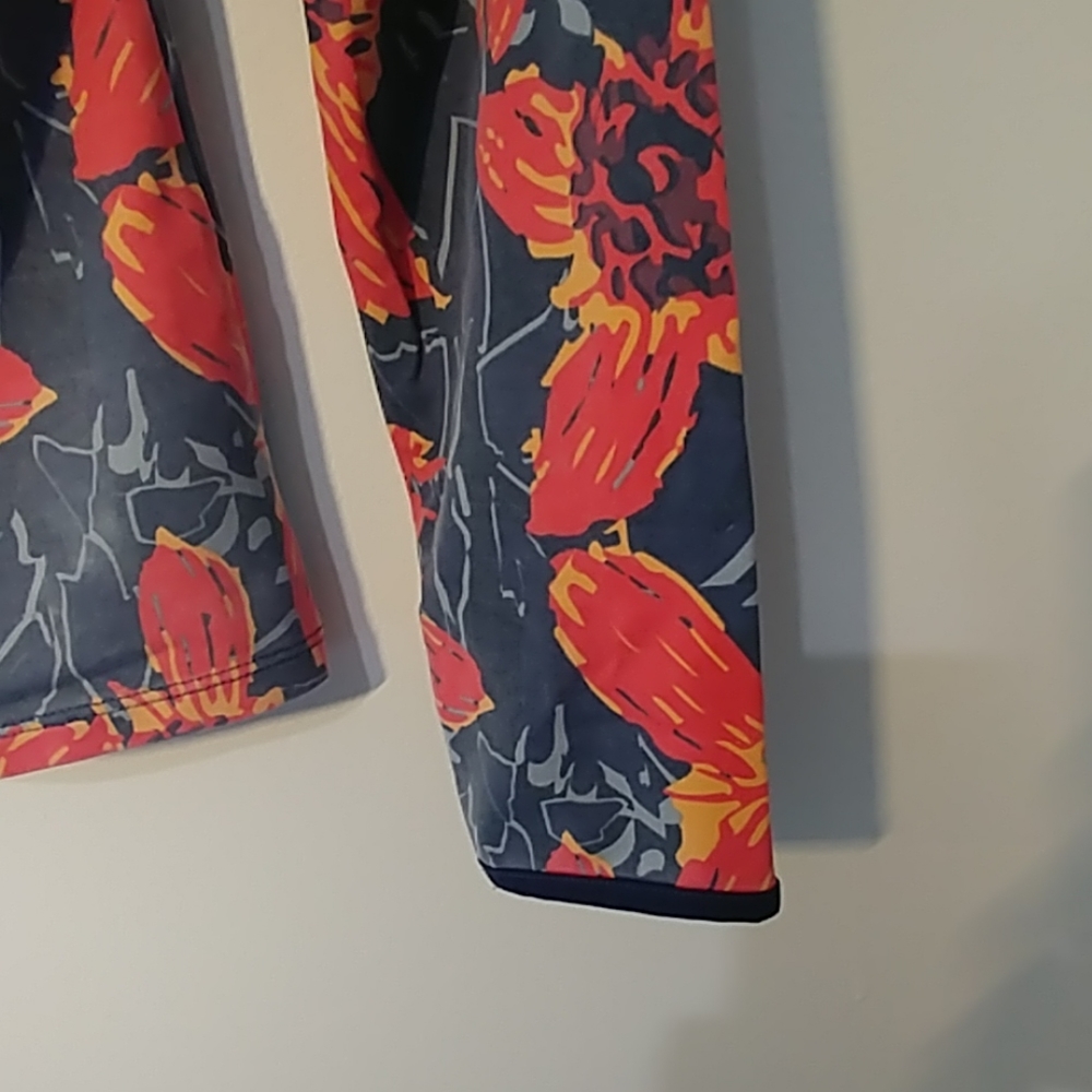 Hang Ten Rash Guard - Picture 4 of 8